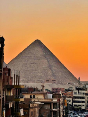 Khufu Pyramids Inn